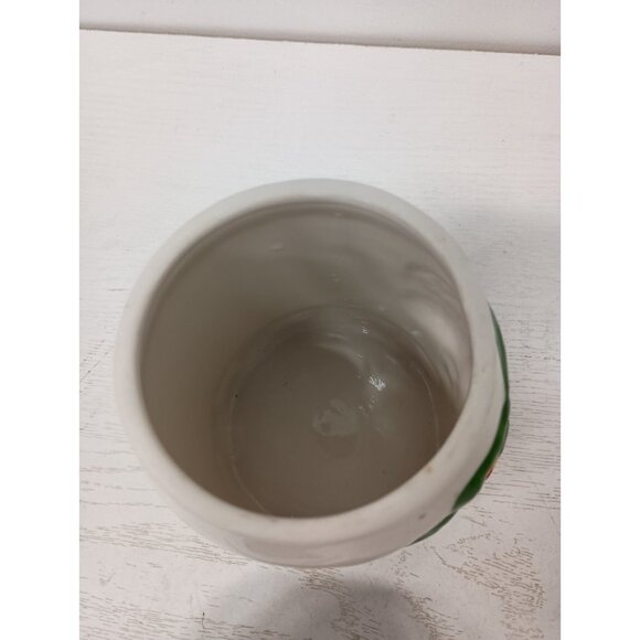 Vintage Ceramic Embossed 3D Strawberry Design Kitchen Storage Container With Lid - Picture 8 of 11